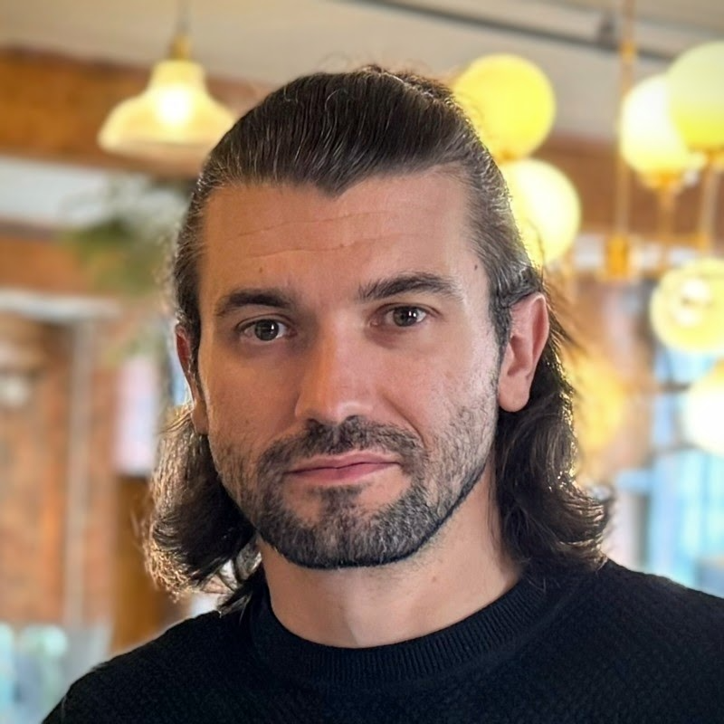 Avatar image for Alex Dixon